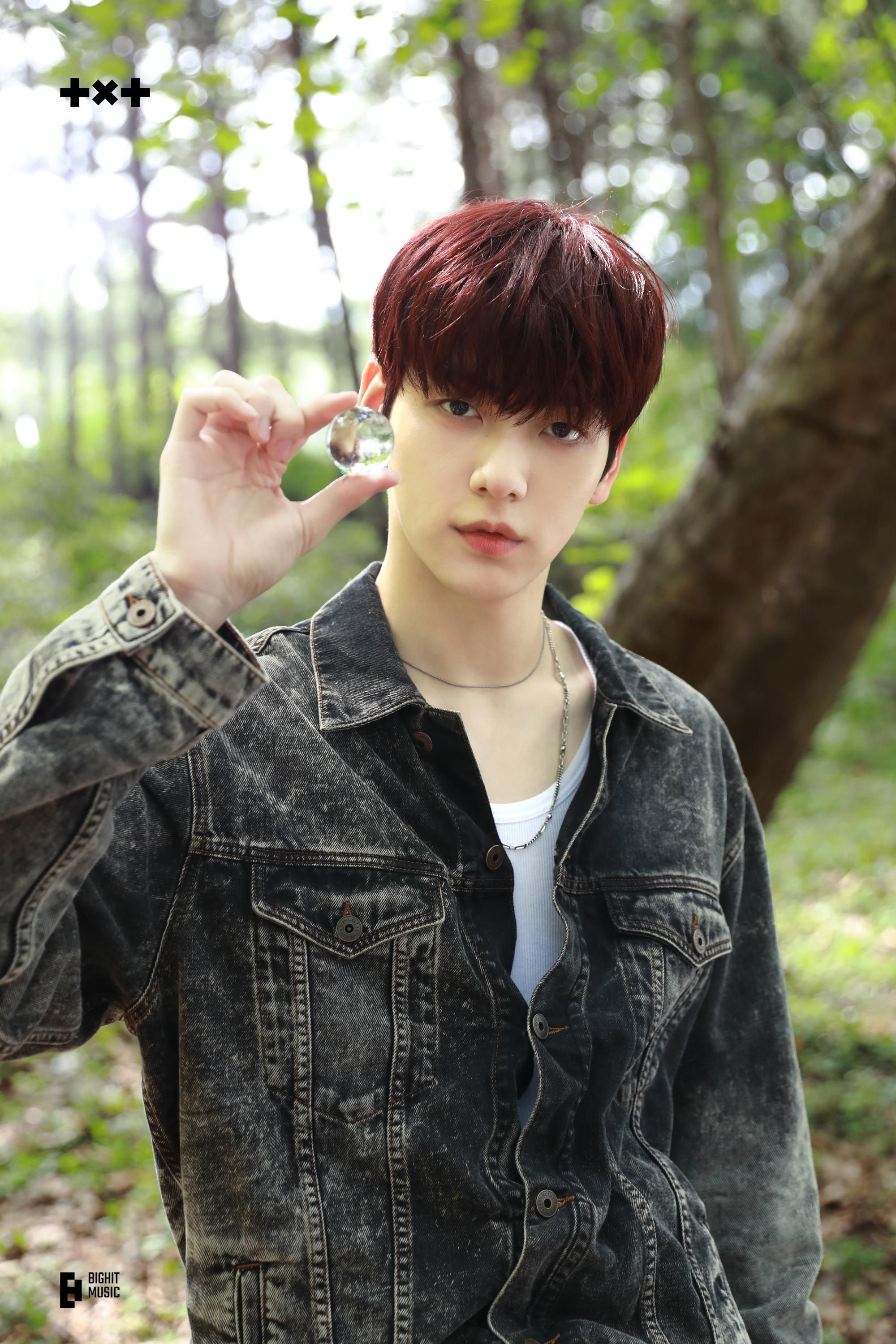 TXT Soobin 'Frost MV behind