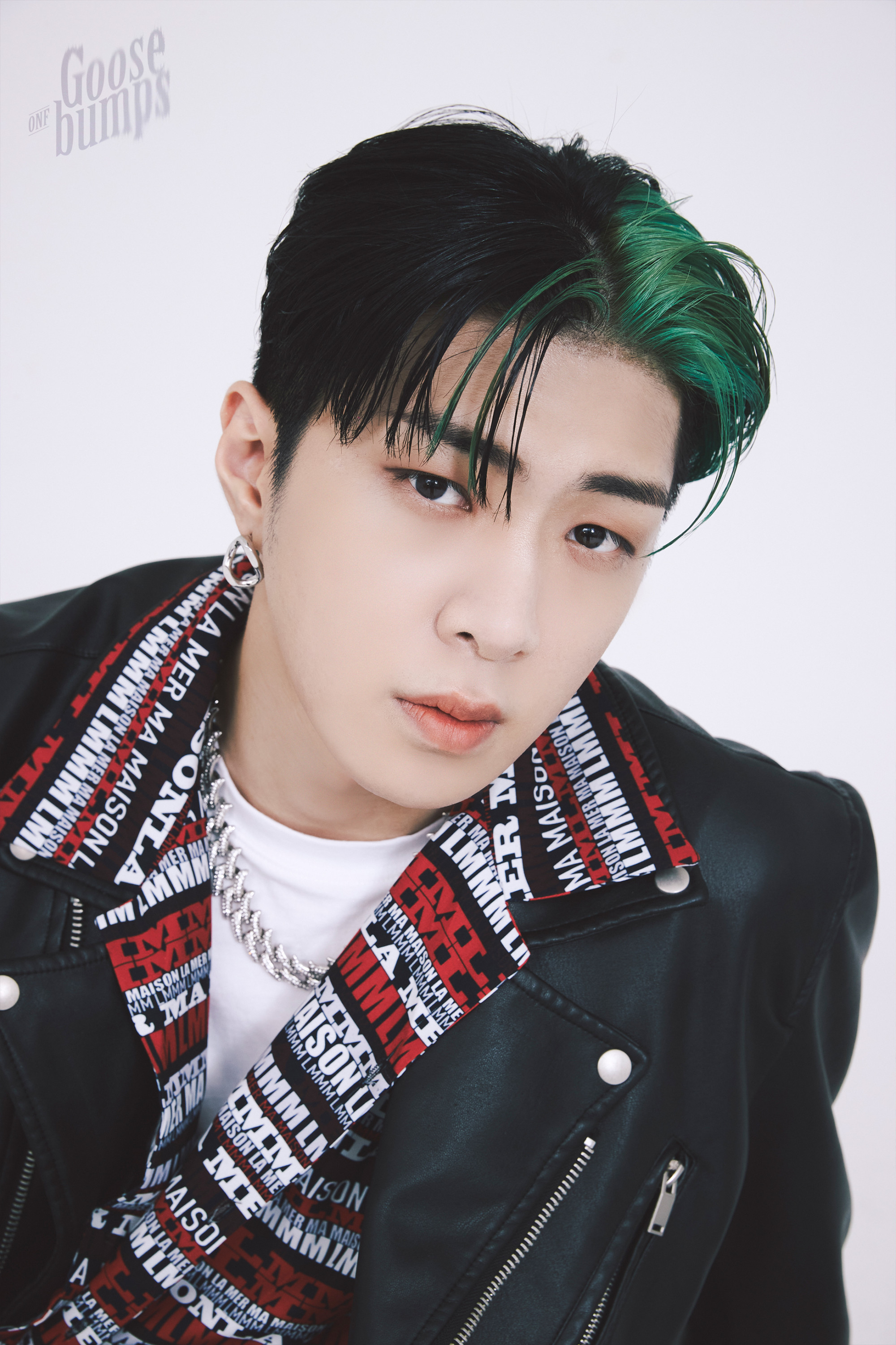 ONF Wyatt 'Goosebumps' SPACETIME:PHOTOIV