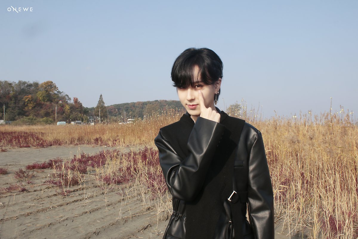 ONEWE 'STAR' MV behind the scenes