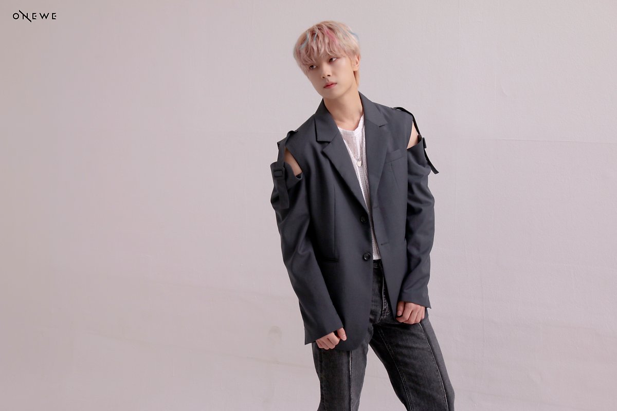 ONEWE 'STAR' SHOOTING BEHIND CUT