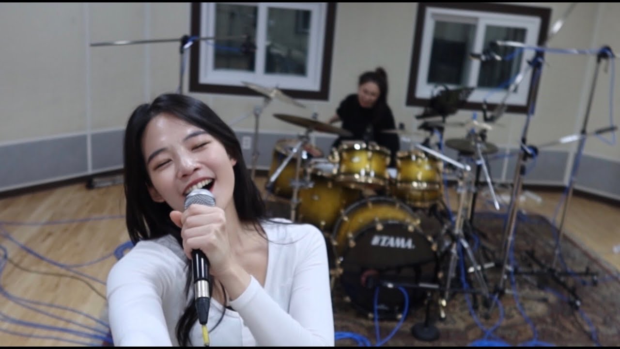 Coldplay - Viva La Vida by MRCH