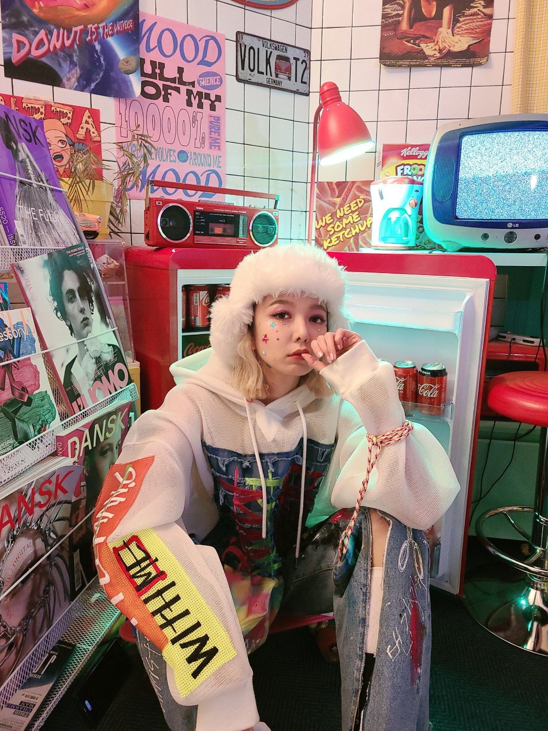 Dreamcatcher Ping Pong behind