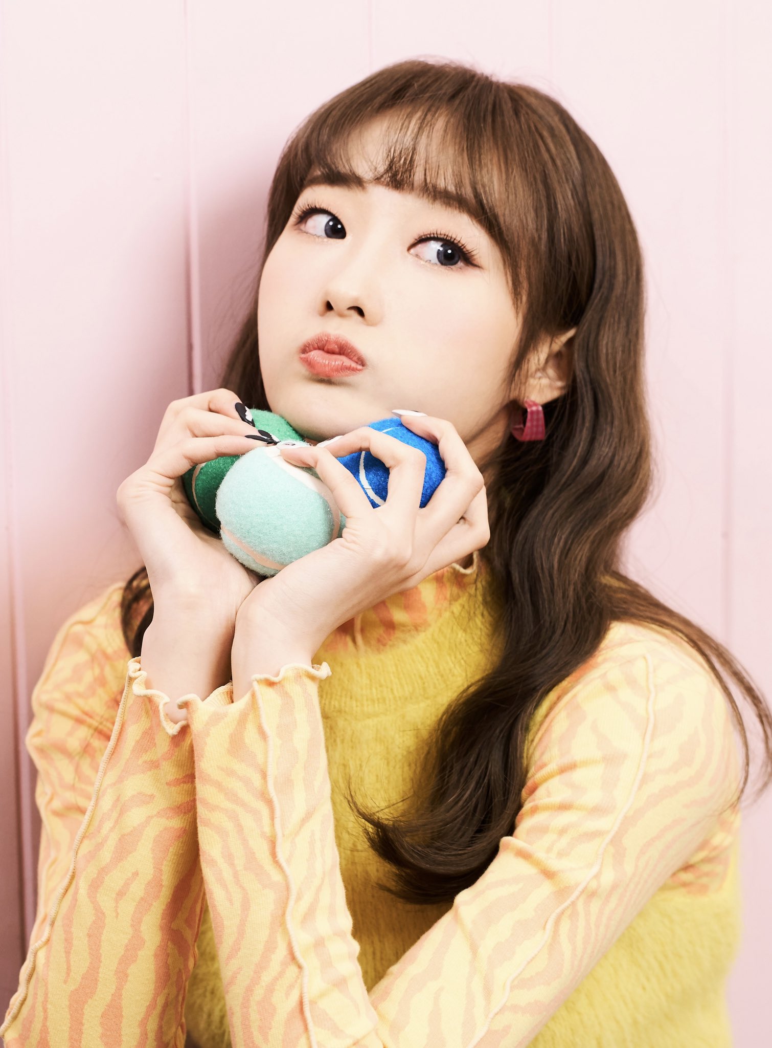 SKYLE - 'Our Christmas' teaser photos