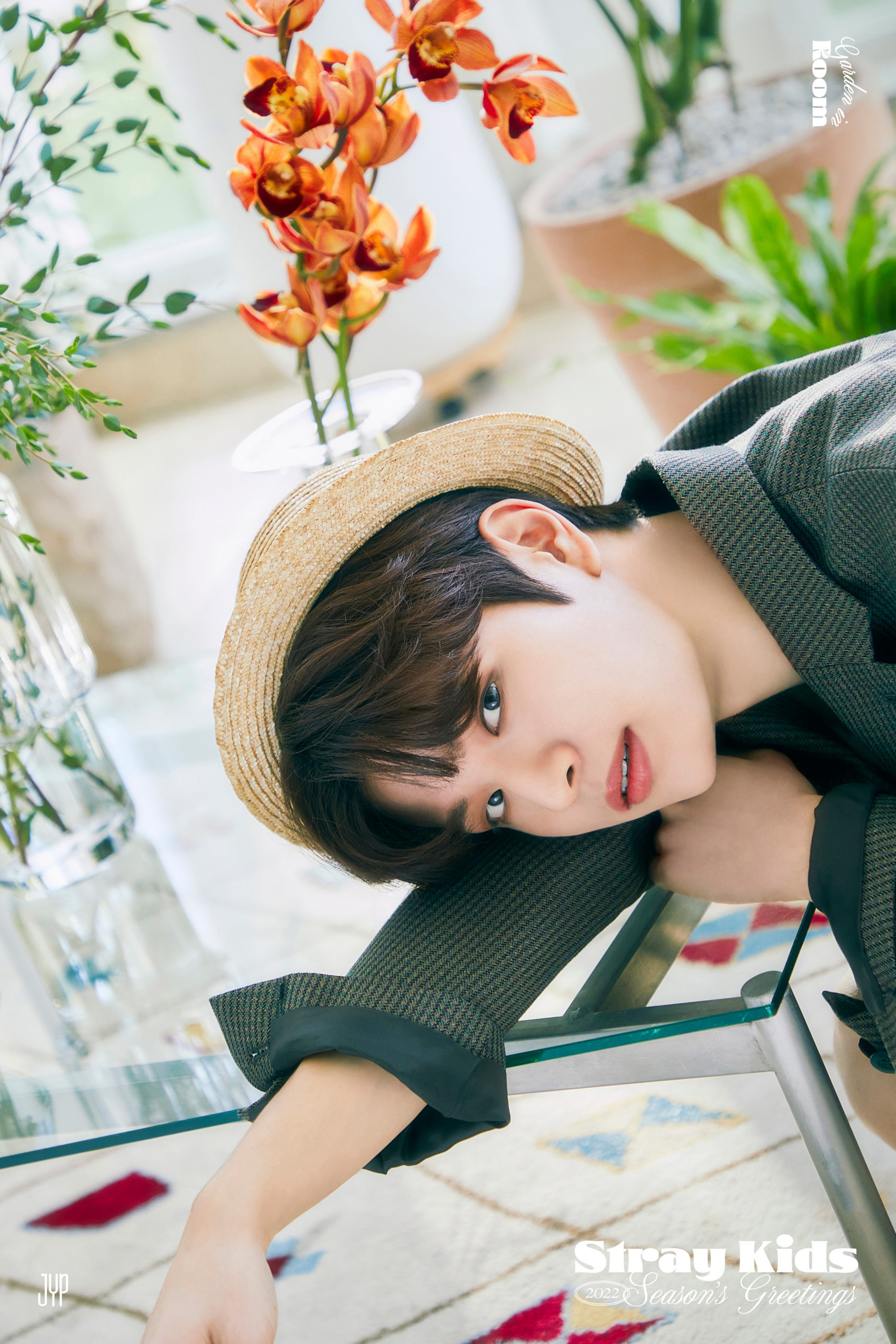 Stray Kids 2022 Season's Greetings