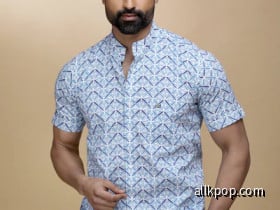 Look Handsome in this Geometric Pattern Casual Light Shirt