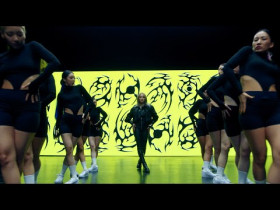 CL - SPICY (Dance Performance Video)