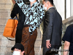 BTS's first airport pictures on the way to attend the 'SDG Moment 2021' session of the 76th United Nations General Assembly on September 20th